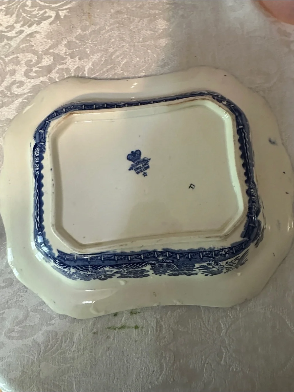 Antique Allertons England Blue Willow Scalloped Vegetable Serving Bowl
